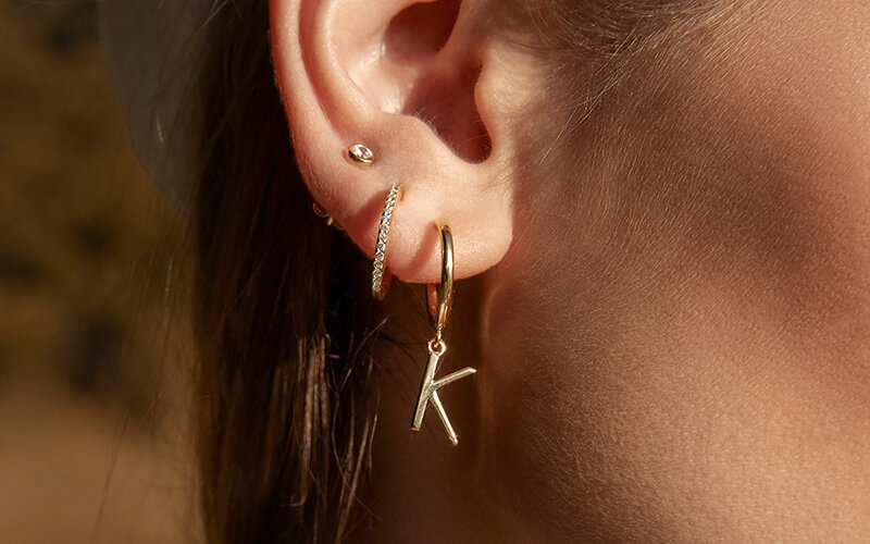 Halskette Letter P, 14 K Weigold mit Diamanten