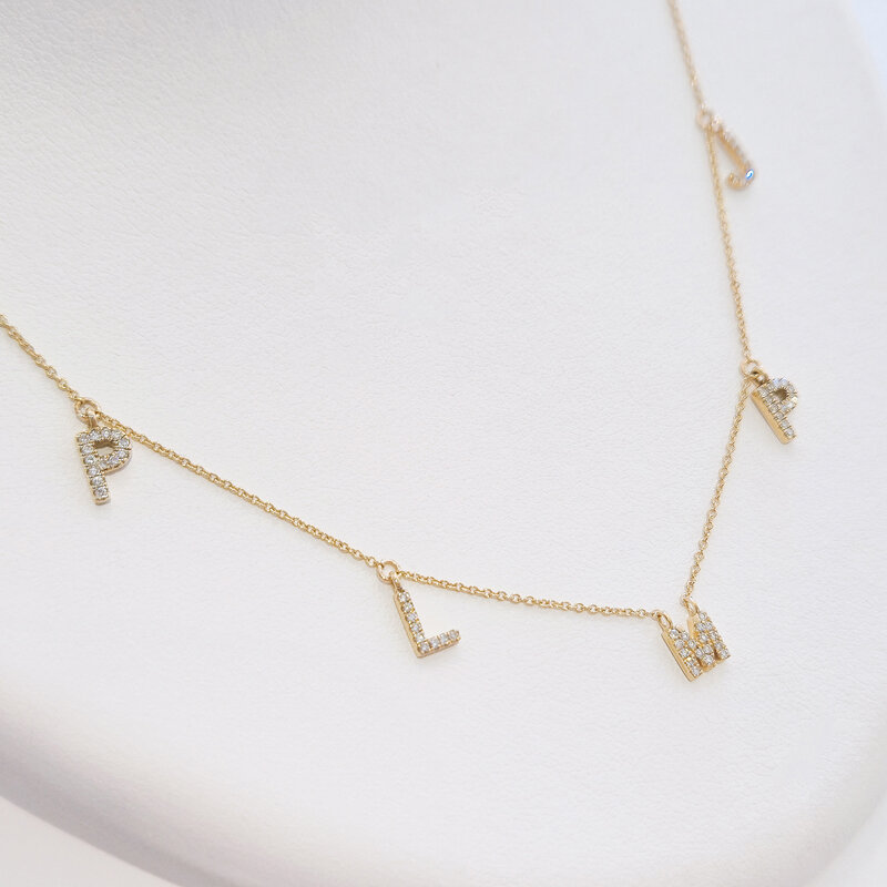Initialen-Halskette mit 5 Anhngern, 45 cm, 14 Karat Weigold