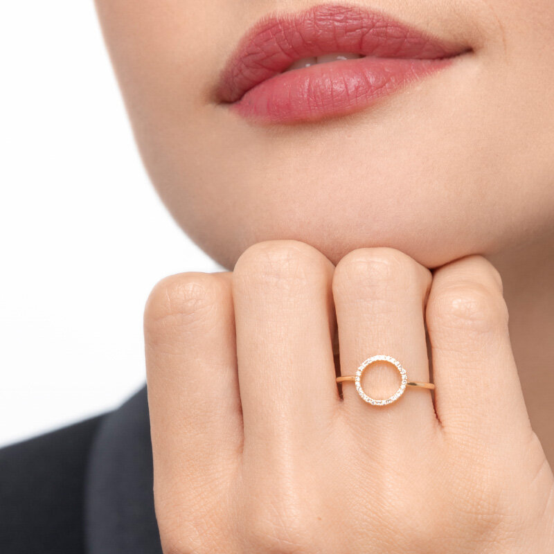 Creole Circle L mit Diamanten, 45mm, 18 Karat Weigold