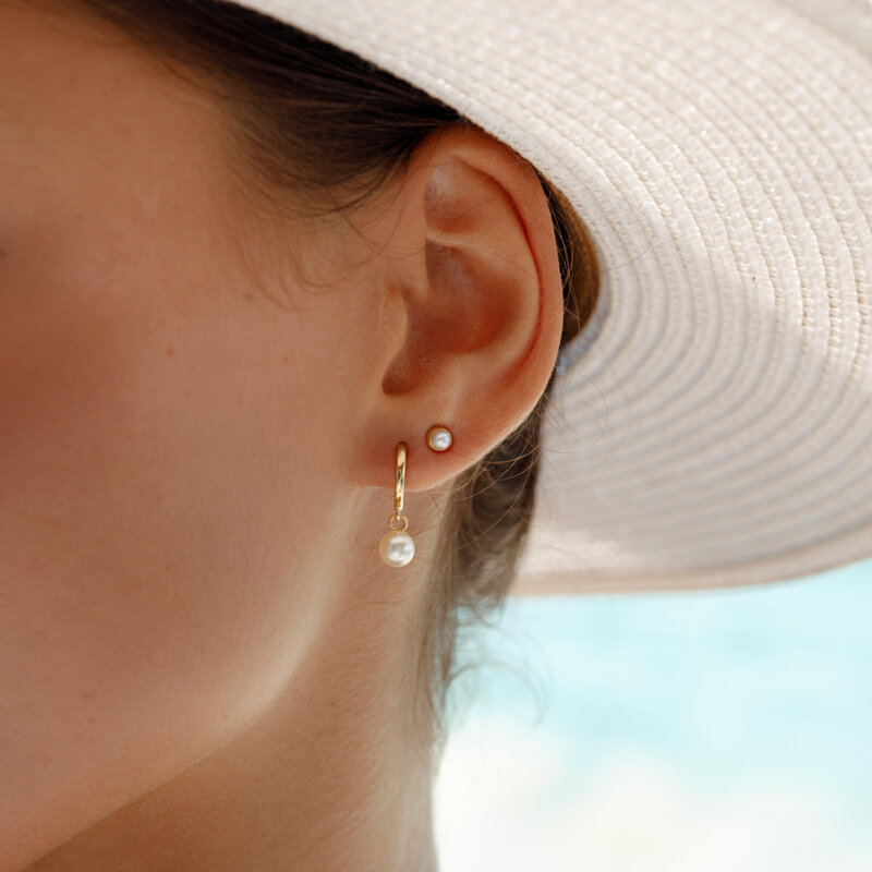 Ohrstecker Muschel mit Perle, 18 K Rosegold vergoldet