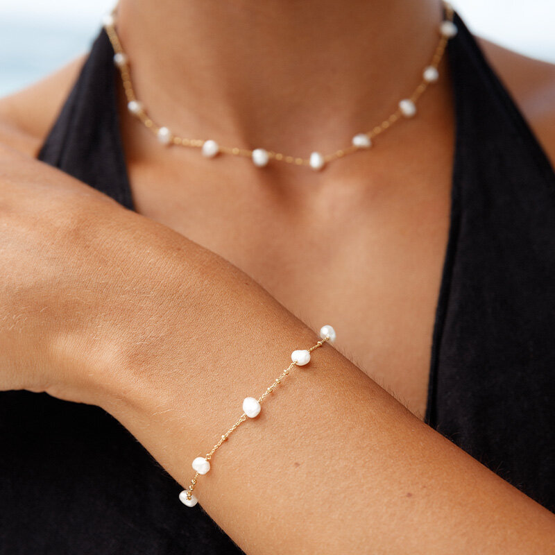 Y-Halskette Flying Pearls, 18 Karat Gelbgold vergoldet