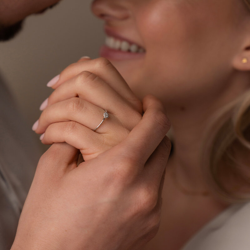 Verlobungsring Herz mit Diamanten, 18 Karat Rosegold