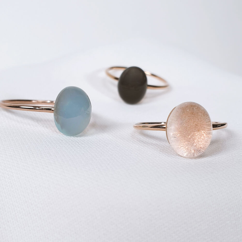 Ring Cabochon II, 14 Karat Rosegold, Sea Blue Chalzedon 