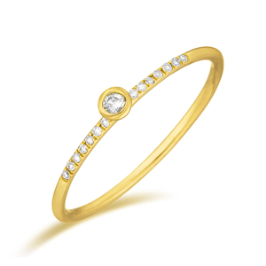 Ring Petite, White Diamond, 14 Karat Gelbgold
