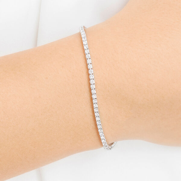 Tennisarmband mit Diamanten, 18 Karat Weigold, 3.42ct, 17.0cm 