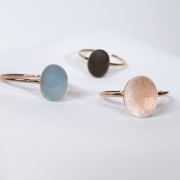 Ring Cabochon II, 14 Karat Rosegold, Sea Blue Chalzedon 