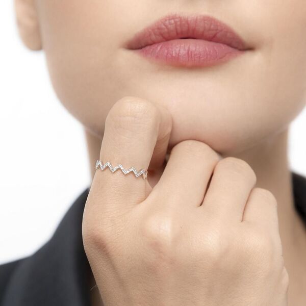 Ring Flash mit Diamanten, 18 Karat Weigold, Gre 50 Bild 2