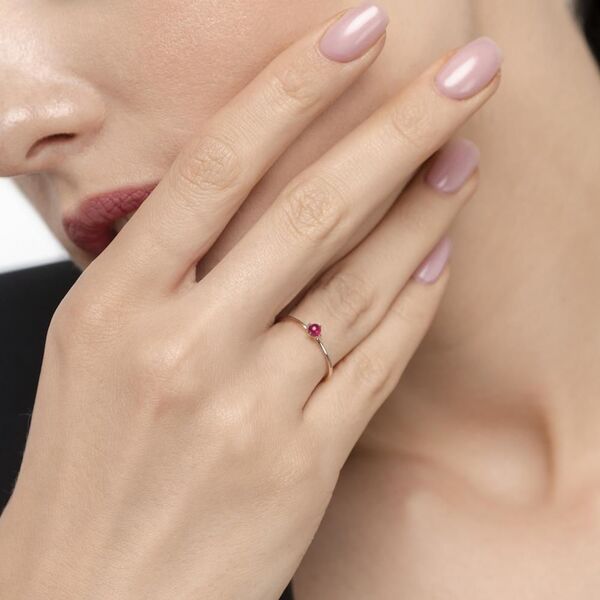 Ring Cabochon, 14 Karat Gelbgold, Rubin 