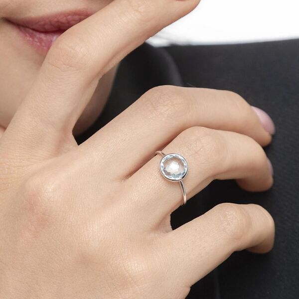 Ring Blauer Topas, 14 Karat Weigold Bild 4
