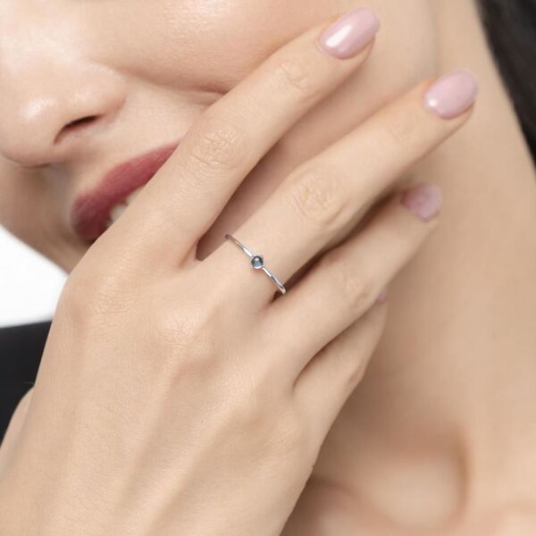 Ring Cabochon, 14 Karat Weigold, Blauer Topas Bild 5