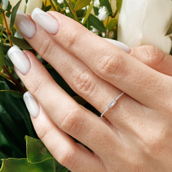 Verlobungsring mit Diamanten, Tiny Baguette, 14 Karat Gelbgold 